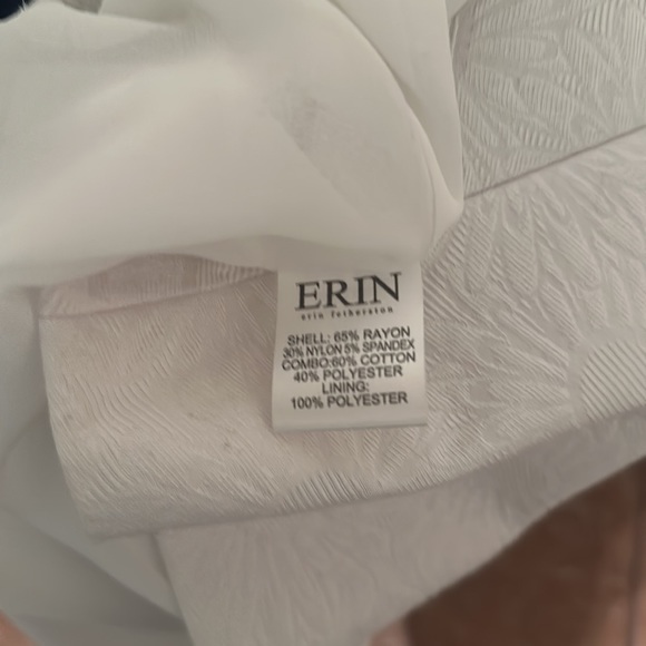 Erin by Erin Fetherston Navy Dress with crew neckline and pleaded skirt. Size 6 - Picture 7 of 8